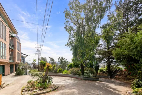 $699,000 | 875 Vermont Street, Unit 204, San Francisco, CA 94107