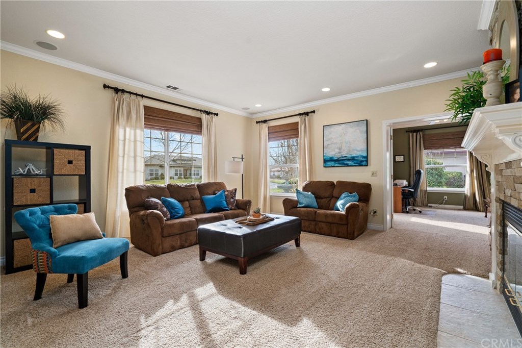 3131 Cielo Grande Atascadero, CA 93422 - Photo 6 of 42 Formal living room