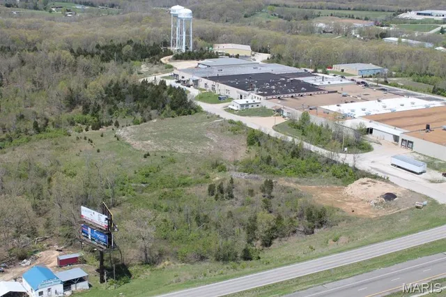 $795,000 | 0 Crews Drive, St. Clair, MO 63077