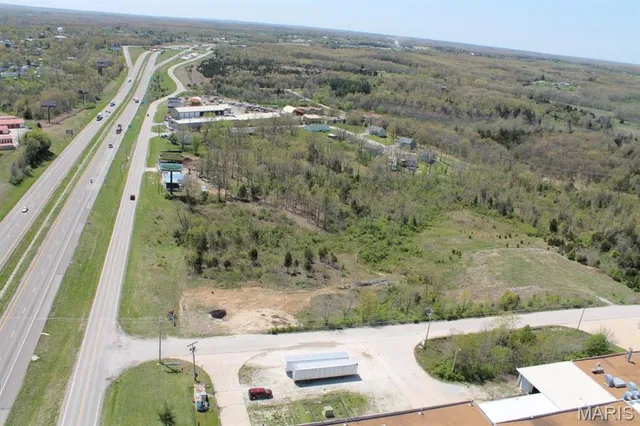 $795,000 | 0 Crews Drive, St. Clair, MO 63077