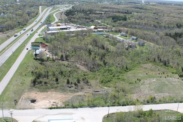 $795,000 | 0 Crews Drive, St. Clair, MO 63077