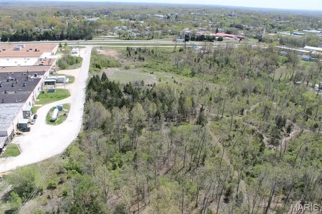 $795,000 | 0 Crews Drive, St. Clair, MO 63077