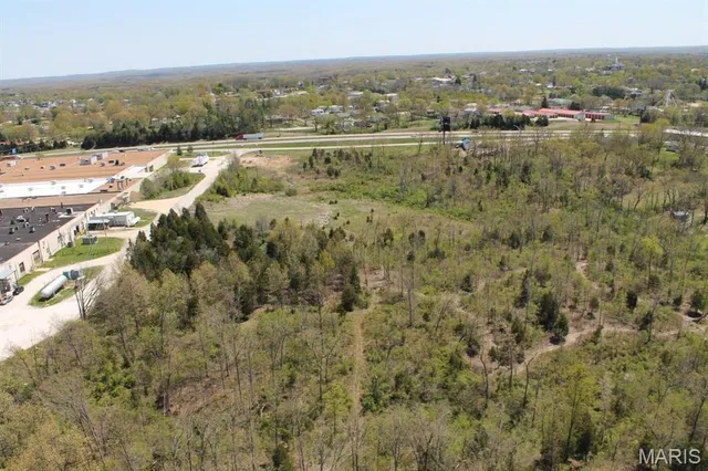 $795,000 | 0 Crews Drive, St. Clair, MO 63077