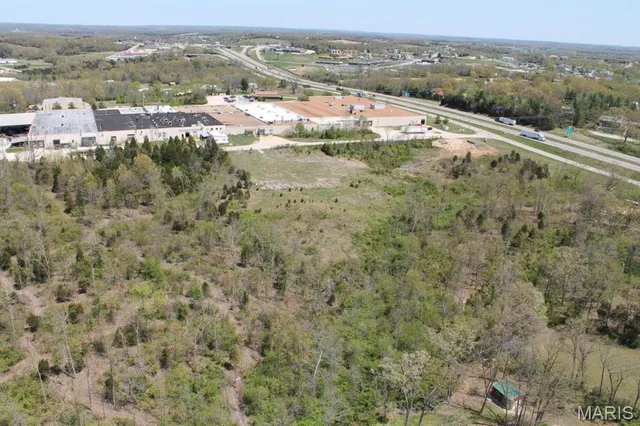 $795,000 | 0 Crews Drive, St. Clair, MO 63077