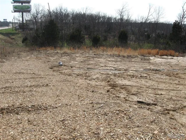 $795,000 | 0 Crews Drive, St. Clair, MO 63077