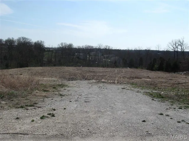 $795,000 | 0 Crews Drive, St. Clair, MO 63077