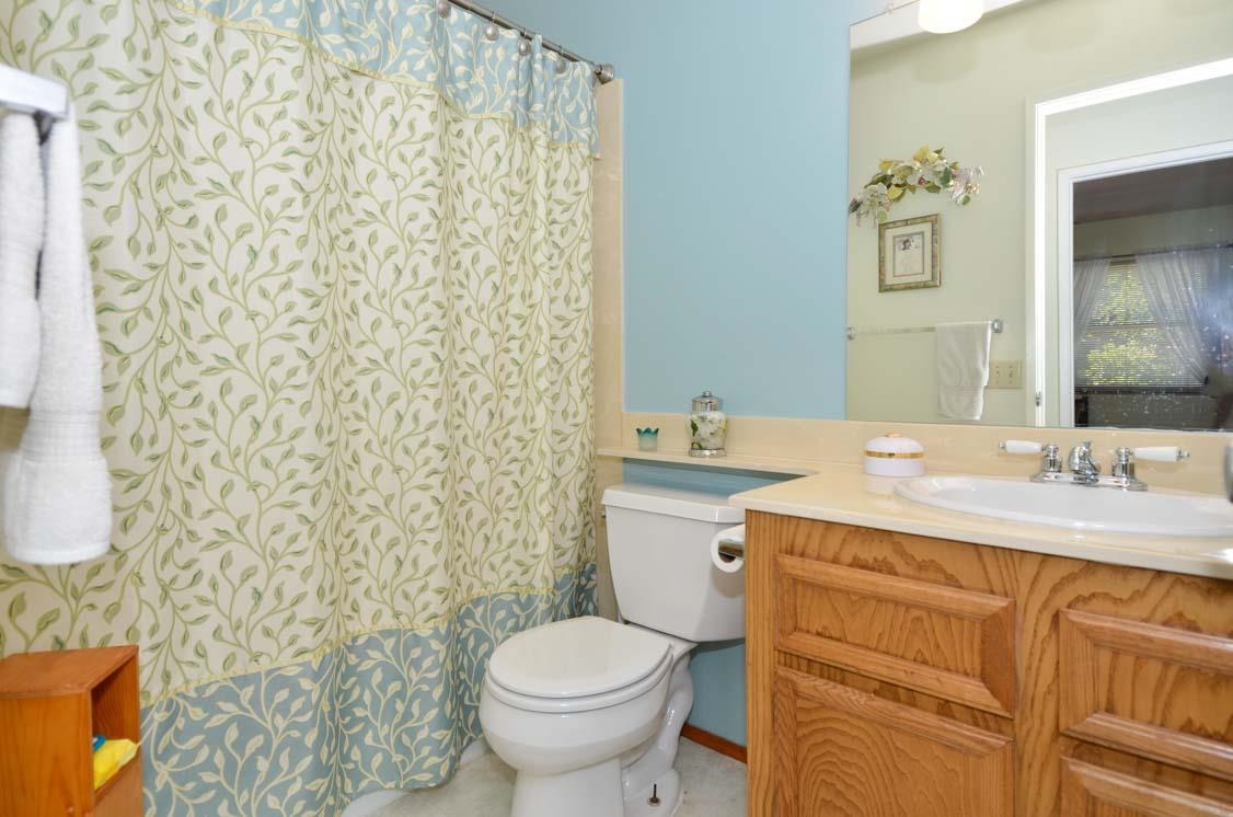 3521 Chauncey Road Oceanside, CA 92056 - Photo 19 of 24 Second Bath