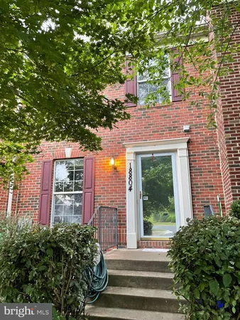 $2,300 | 18804 Broken Oak Road, Boyds, MD 20841