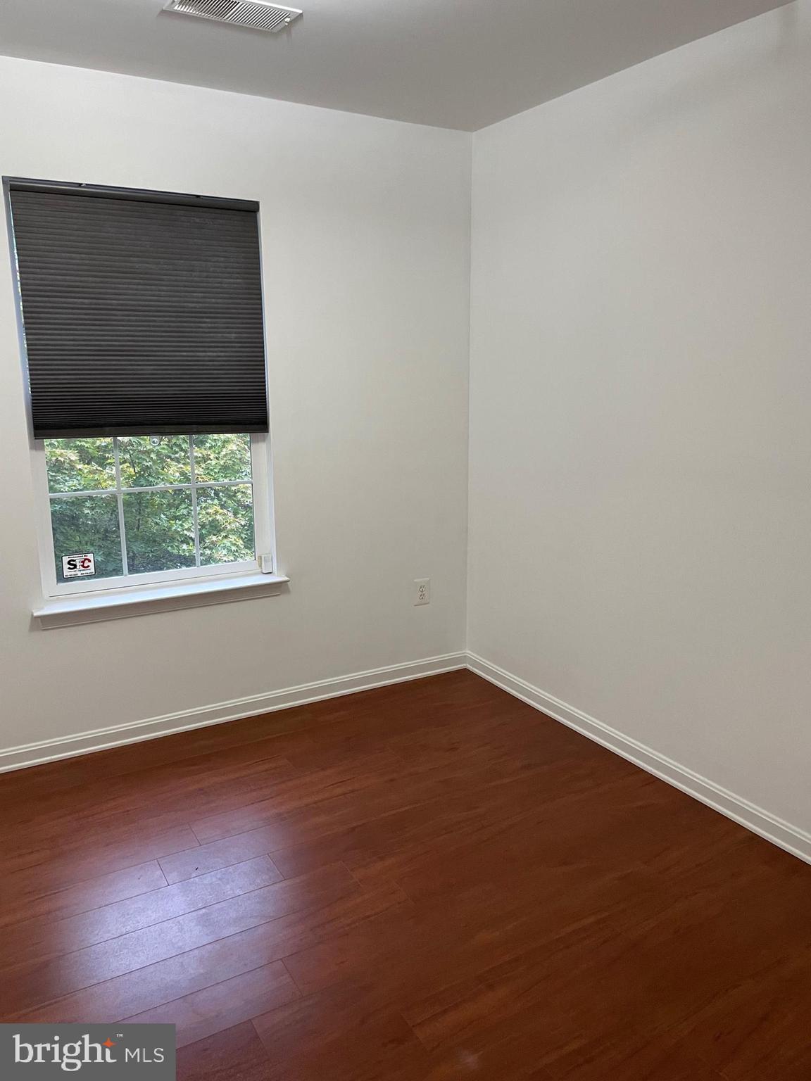 18804 Broken Oak Road Boyds, MD 20841 - Photo 10 of 29