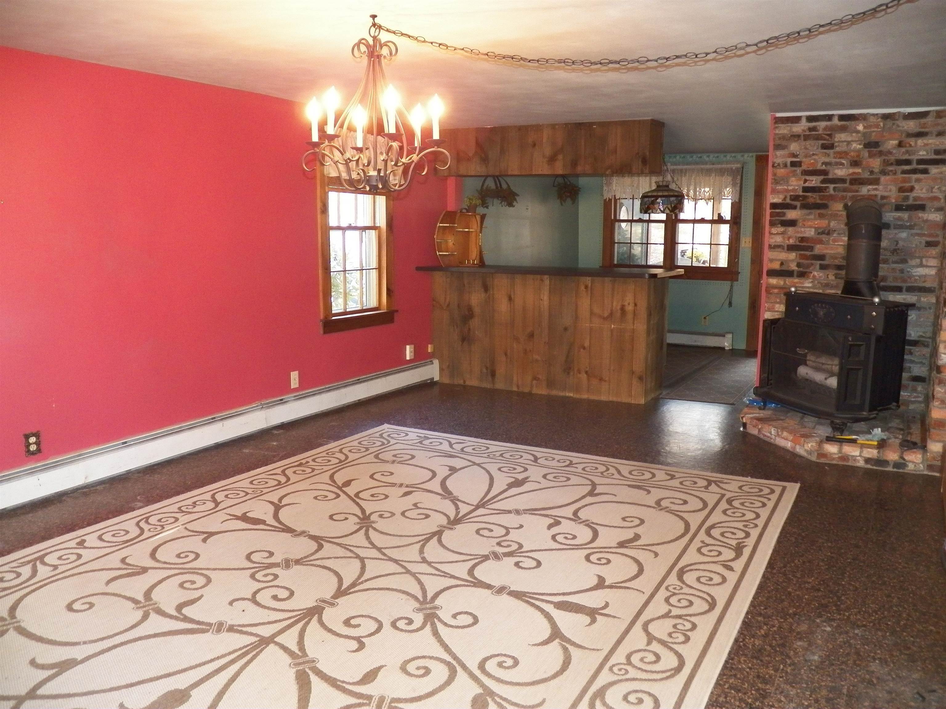 7 Mountain Road Deerfield, NH 03037 - Photo 9 of 28 Gallery Image 9