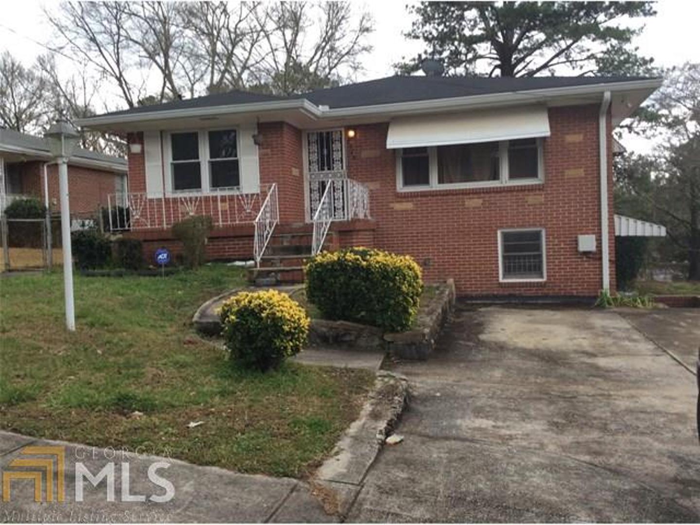 2364 Larchwood Road Southwest Atlanta, GA 30310 - Photo 1 of 1