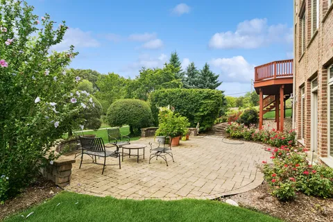 $1,250,000 | 22292 North Prairie Lane, Kildeer, IL 60047