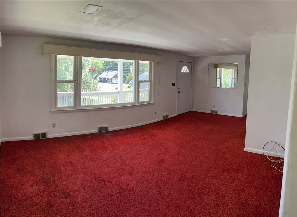 4 East Stuart Street Westerly, RI 02891 - Photo 6 of 13