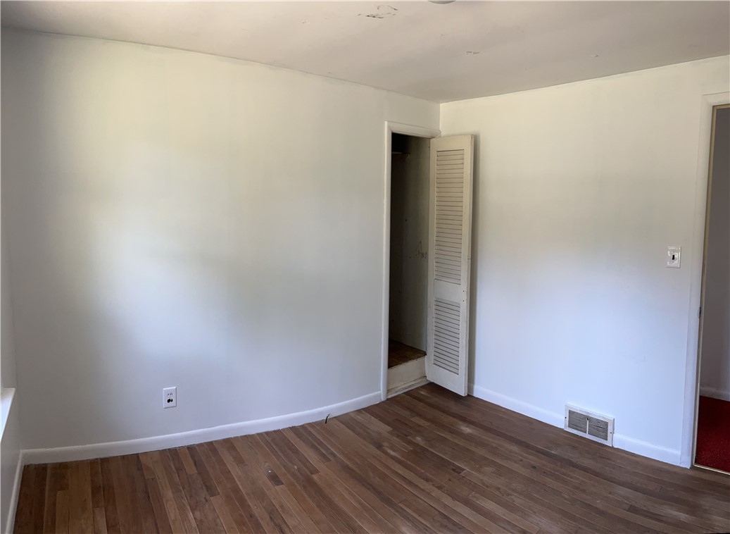 4 East Stuart Street Westerly, RI 02891 - Photo 8 of 13