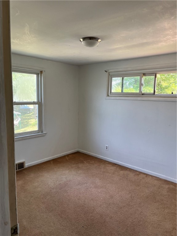 4 East Stuart Street Westerly, RI 02891 - Photo 9 of 13