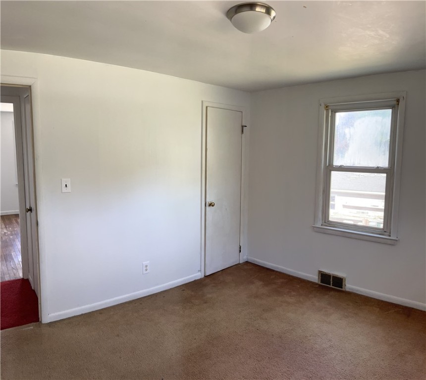 4 East Stuart Street Westerly, RI 02891 - Photo 10 of 13