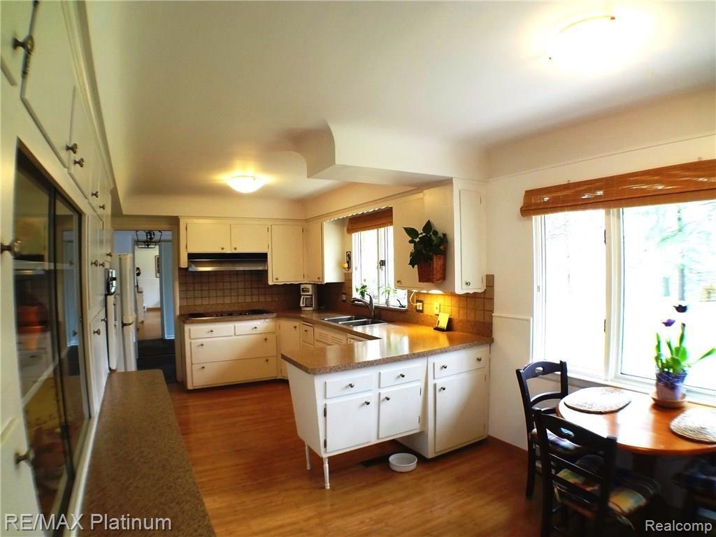 10361 Marshall Road South Lyon, MI 48178 - Photo 10 of 53 DSC00753.JPG
