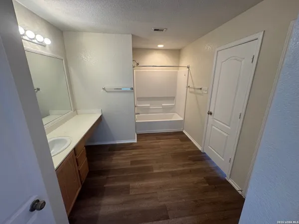 $1,995 | 6821 Riverwood, Live Oak, TX 78233