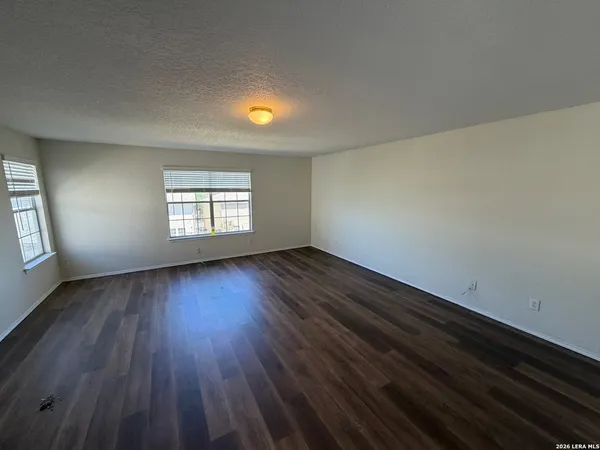 $1,995 | 6821 Riverwood, Live Oak, TX 78233