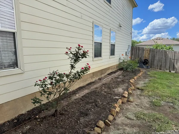 $1,995 | 6821 Riverwood, Live Oak, TX 78233