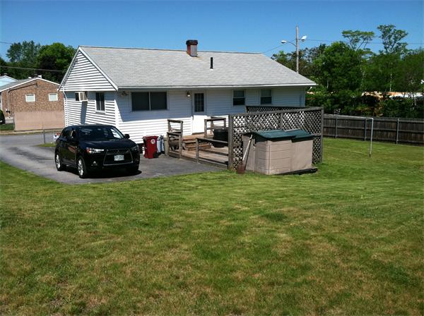 91 Arlene Road Lowell, MA 01851 - Photo 3 of 10 Gallery Image 3