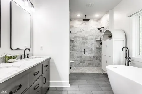 $975,000 | 7716 Traders Hollow Lane, Indianapolis, IN 46278