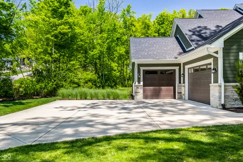 $975,000 | 7716 Traders Hollow Lane, Indianapolis, IN 46278