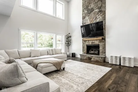 $975,000 | 7716 Traders Hollow Lane, Indianapolis, IN 46278