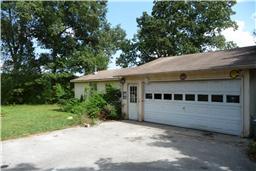 420 Ridgewood Drive Manchester, TN 37355 - Photo 12 of 15 Detached garage.