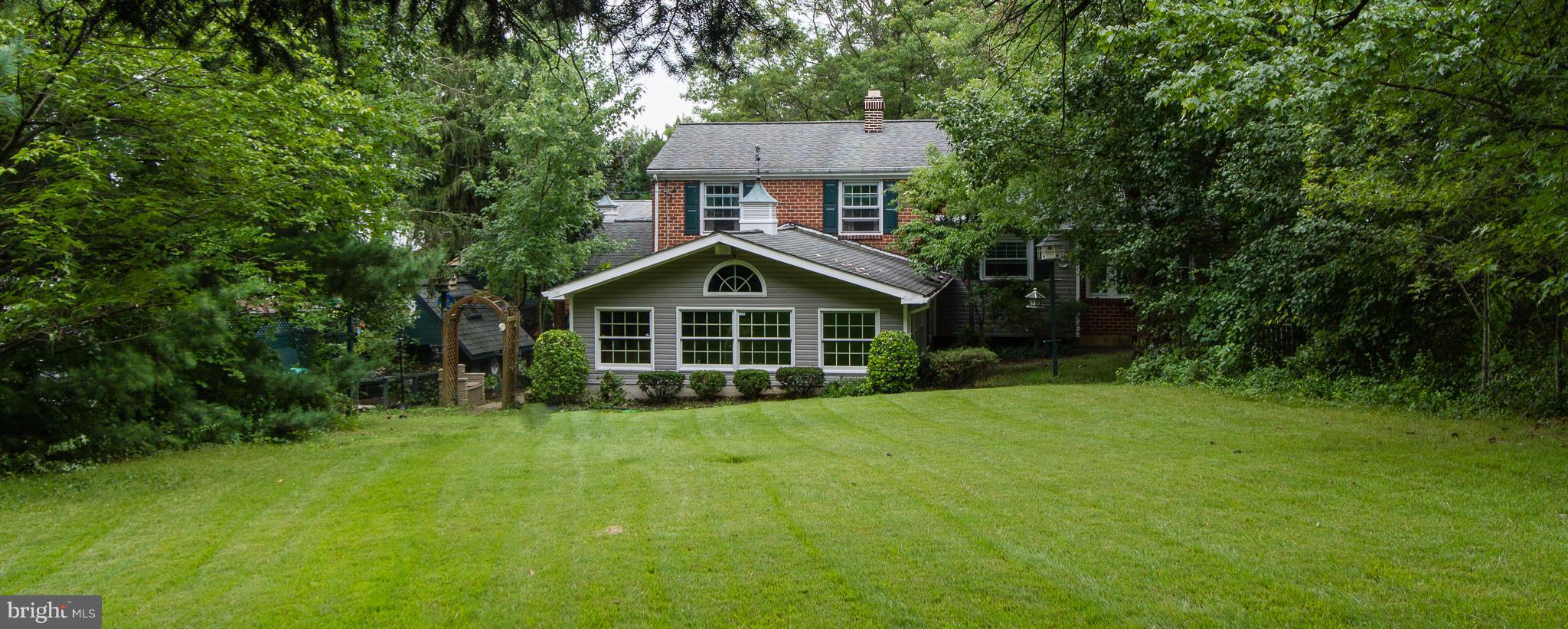 2110 Cider Mill Road Baltimore, MD 21234 - Photo 3 of 30 Large back yard - private and tree-lined