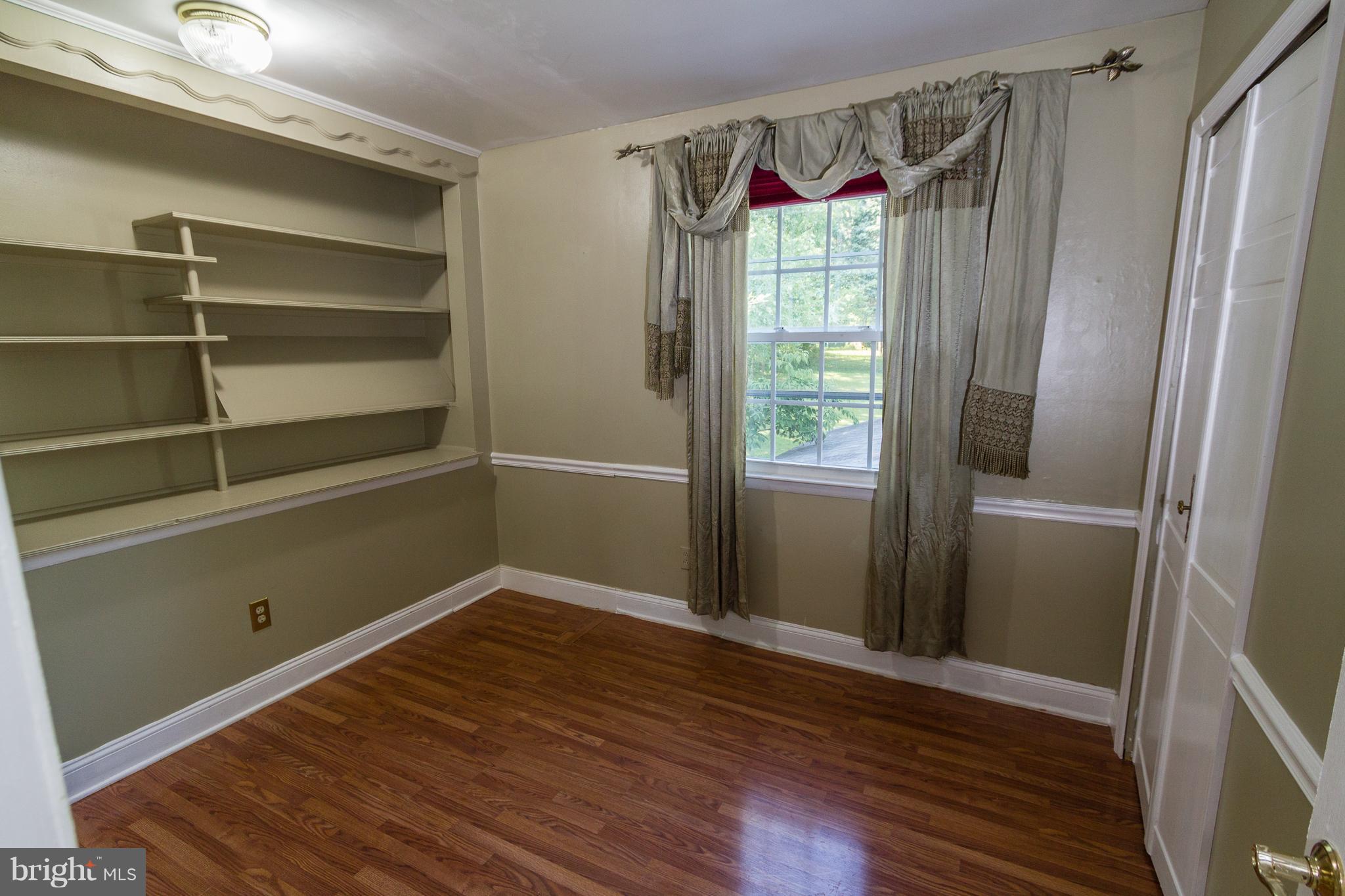 2110 Cider Mill Road Baltimore, MD 21234 - Photo 22 of 30 Bedroom - Pergo floor