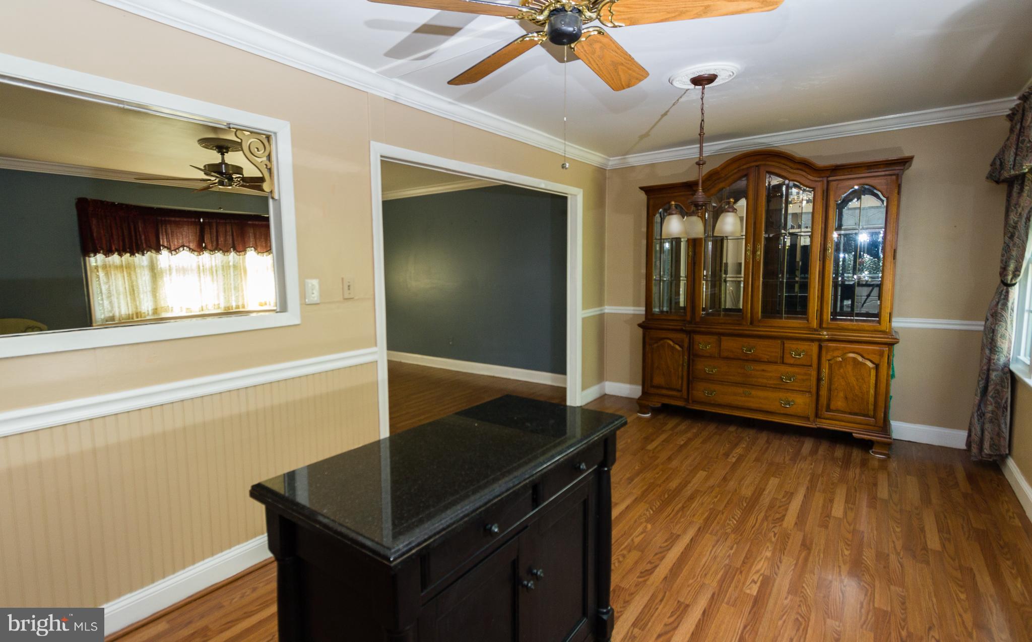 2110 Cider Mill Road Baltimore, MD 21234 - Photo 7 of 30 Eat-in area of kitchen with ceiling fan
