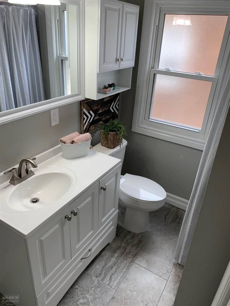 1965 Littlestone Road Grosse Pointe Woods, MI 48236 - Photo 23 of 38