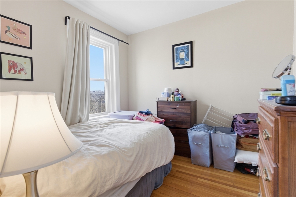 18 Centre Street, Unit 304 Cambridge, MA 02139 - Photo 10 of 17