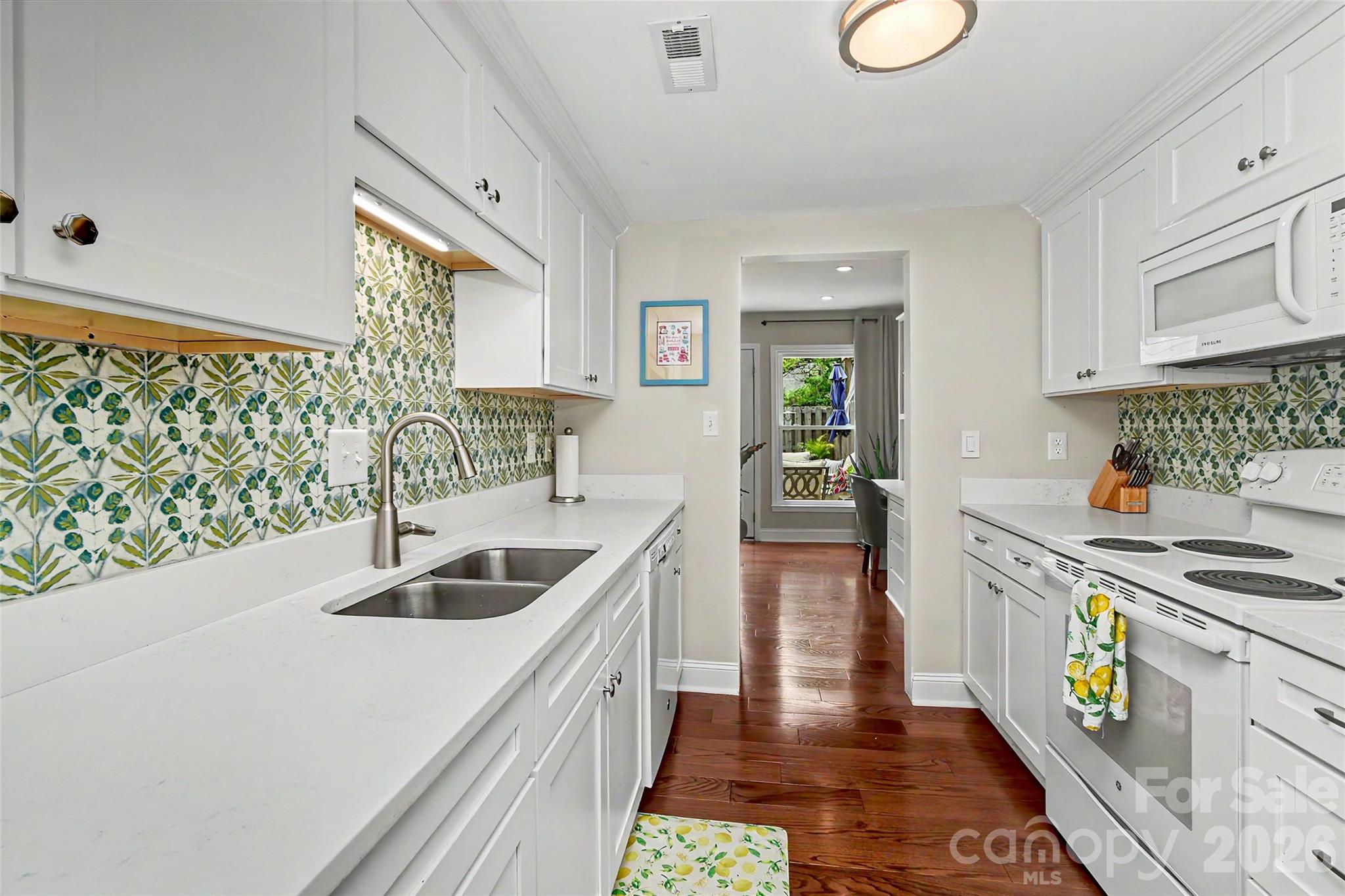 8333 Knights Bridge Road Charlotte, NC 28210 - Photo 9 of 44