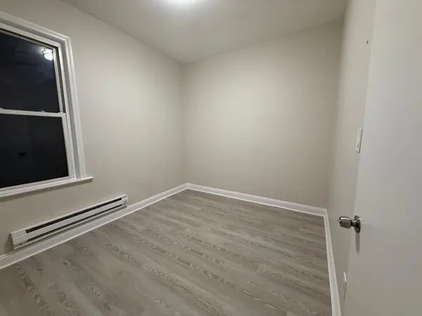 $2,600 | 221 Wilkinson Avenue, Unit 2, Jersey City, NJ 07305