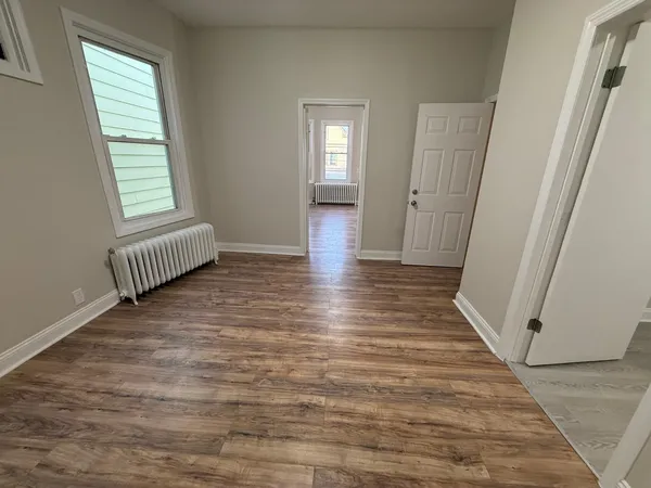 $2,600 | 221 Wilkinson Avenue, Unit 2, Jersey City, NJ 07305