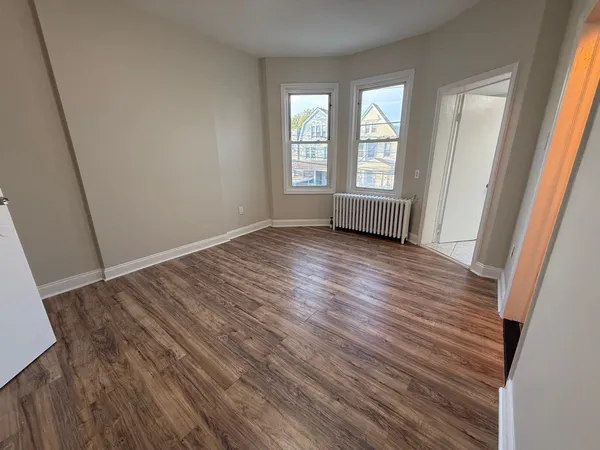$2,600 | 221 Wilkinson Avenue, Unit 2, Jersey City, NJ 07305