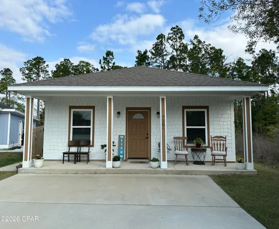 $247,900 | 7201 Lake Suzzanne Way, Panama City, FL 32404