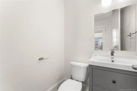 $207,500 | 515 Division Street, Unit 7, Lake Charles, LA 70601