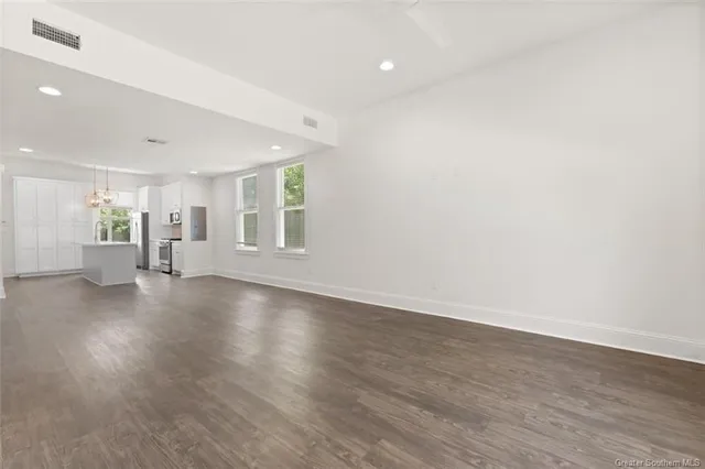 $212,500 | 515 Division Street, Unit 7, Lake Charles, LA 70601