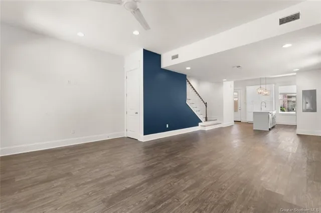 $212,500 | 515 Division Street, Unit 7, Lake Charles, LA 70601