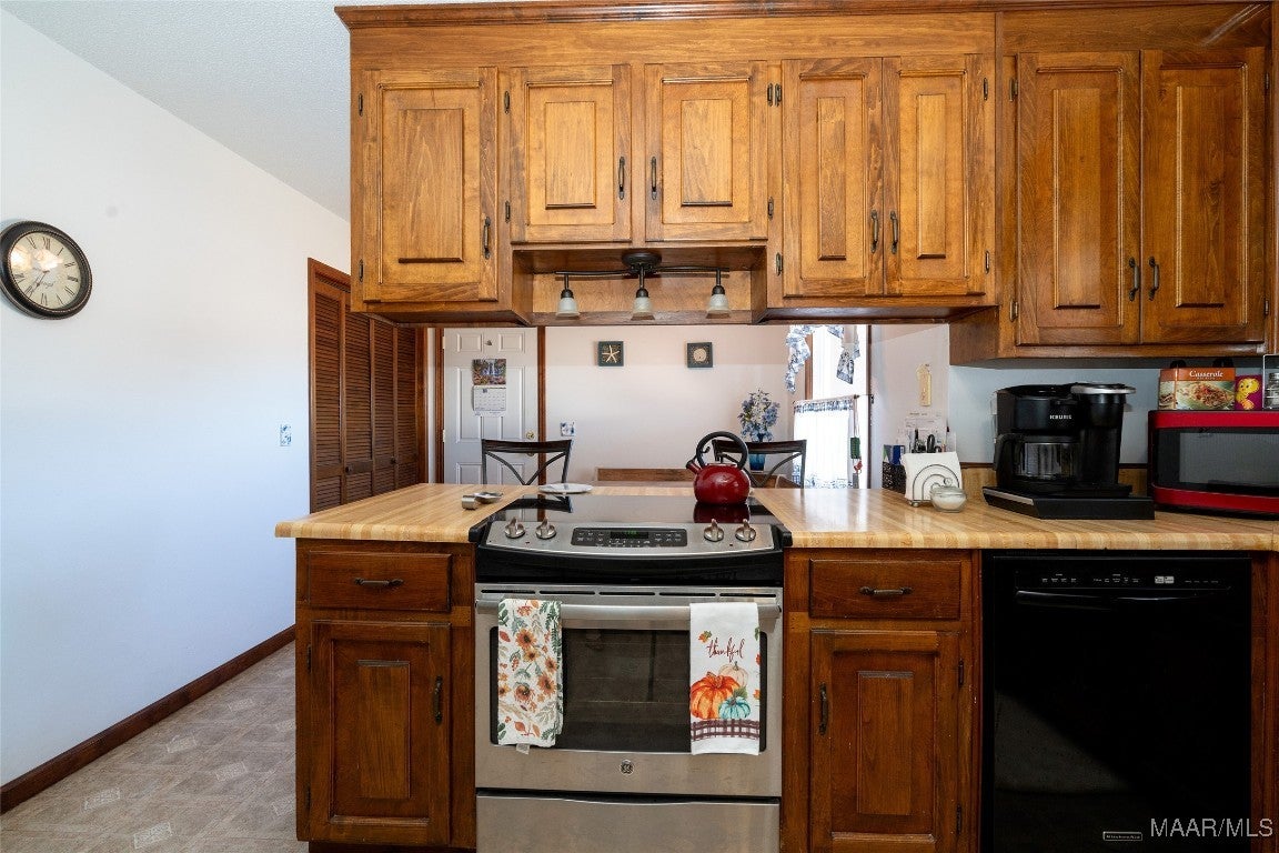 105 Chickasaw Road Enterprise, AL 36330 - Photo 15 of 28 Gallery Image 15