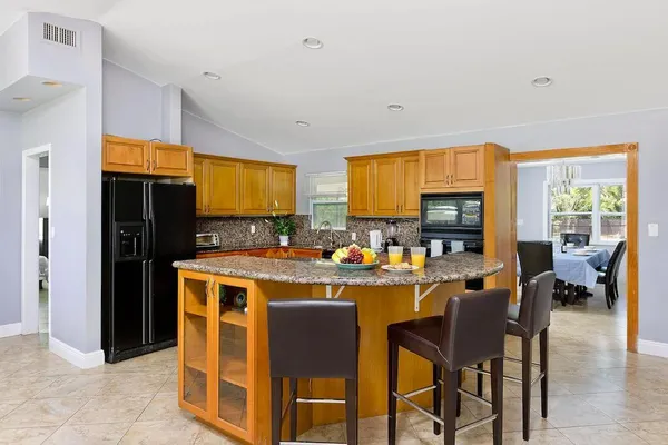 $5,200 | 272 Northwest 45th Street, Boca Raton, FL 33431