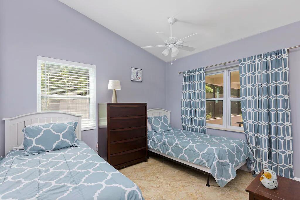 272 Northwest 45th Street Boca Raton, FL 33431 - Photo 14 of 24 20220802223542946925000000-o