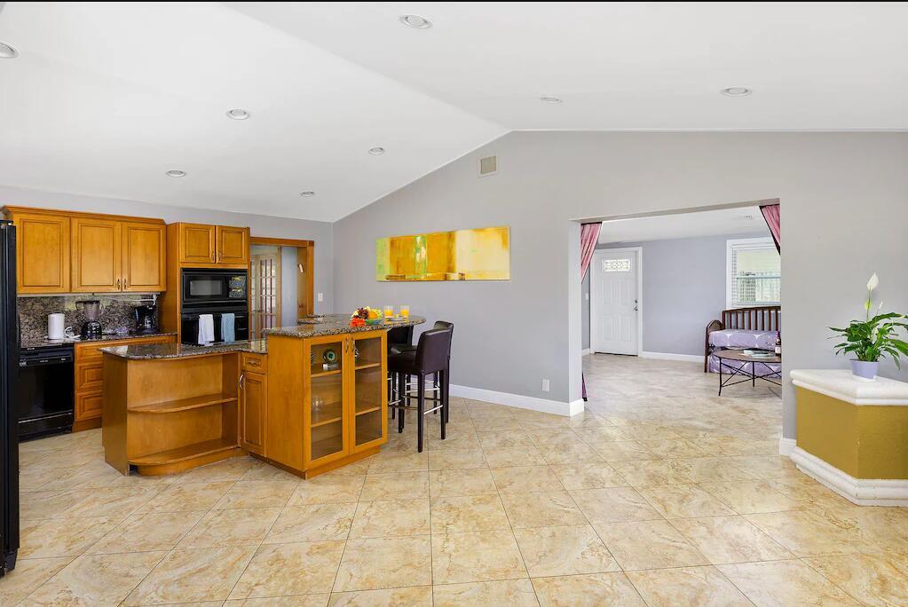 272 Northwest 45th Street Boca Raton, FL 33431 - Photo 3 of 24 20220802223532555363000000-o