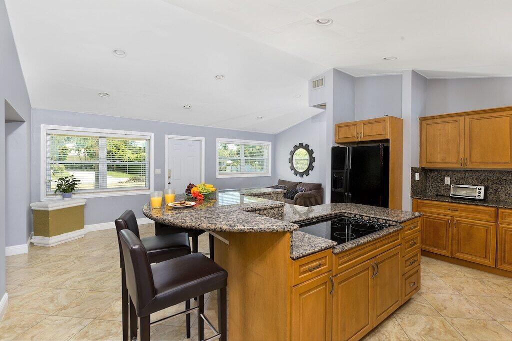 272 Northwest 45th Street Boca Raton, FL 33431 - Photo 4 of 24 0f1e11c6.f10