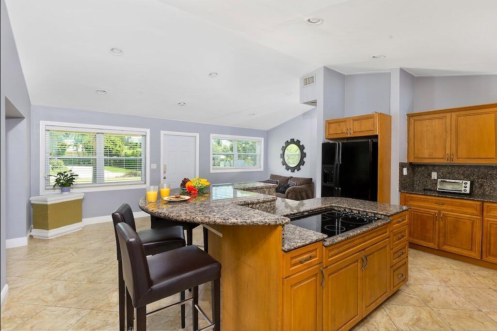 272 Northwest 45th Street Boca Raton, FL 33431 - Photo 5 of 24 20220802223522712230000000-o