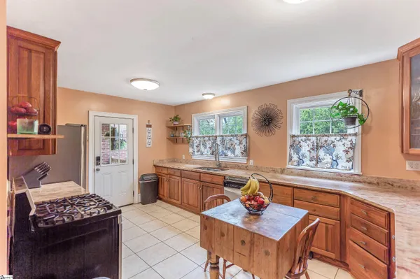 $309,900 | 25 Central Avenue, Honea Path, SC 29654