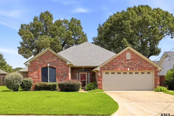 $329,900 | 3105 Rouncival Drive, Longview, TX 75605